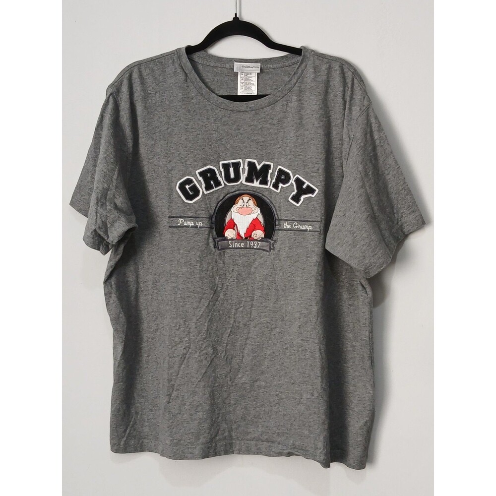 Walt Disney Grumpy "Pump Up The Grump" Vintage Tee. Grey. Embroidered. Men Sz XL